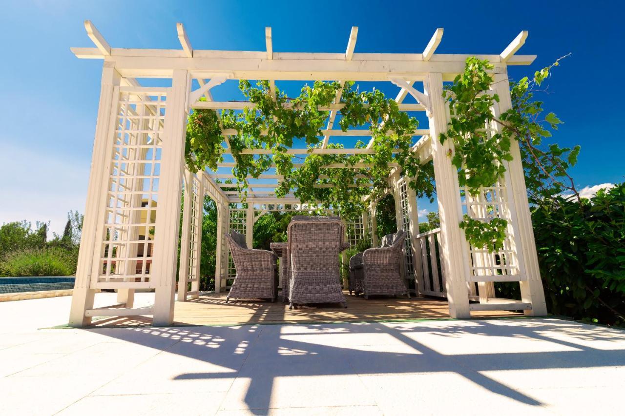 Sea Cats' Villas Sutivan Exterior photo